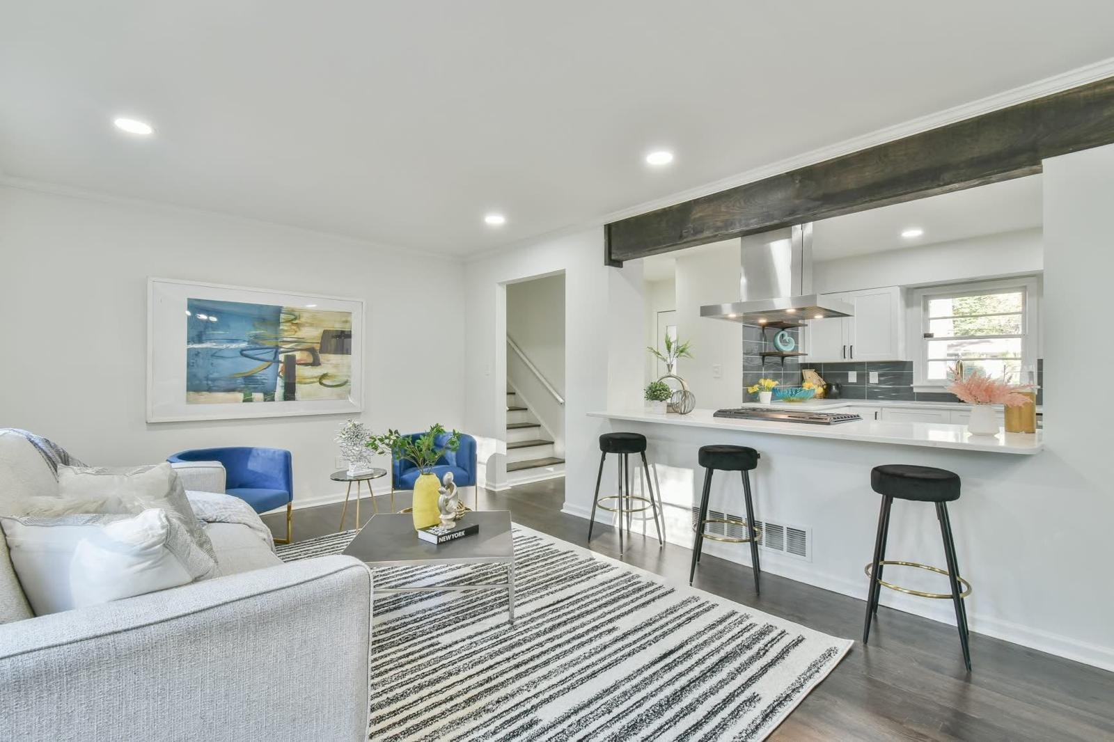 Interior transformation 04 by Zidane Properties