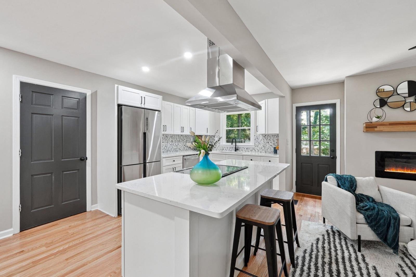 Interior transformation 32 by Zidane Properties